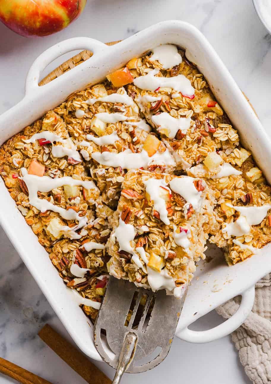 Apple Cinnamon Oven-baked Oatmeal